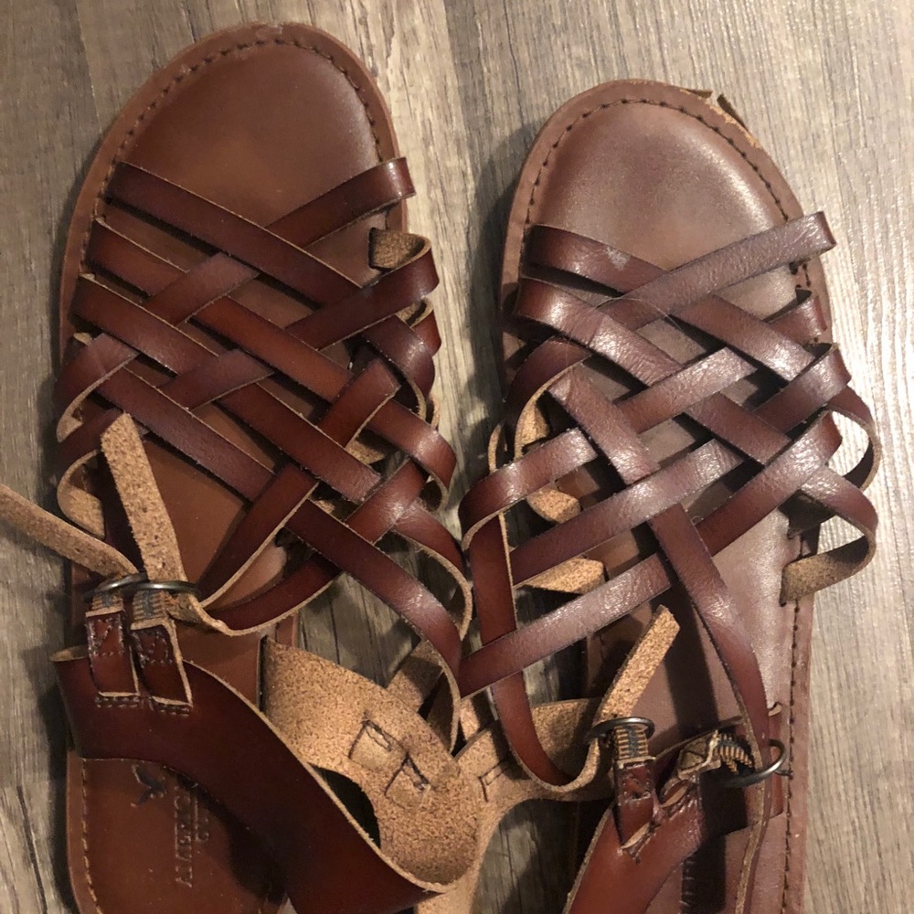 American eagle leather strappy sandals